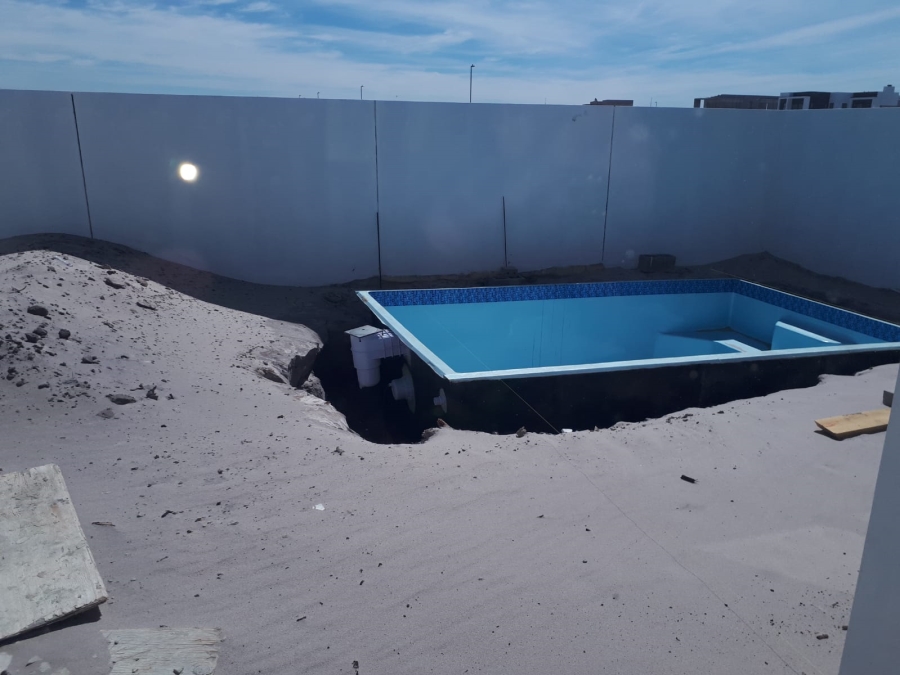 4 Bedroom Property for Sale in Sandown Western Cape